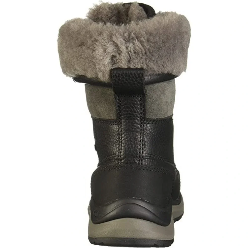 NEW UGG Women's Adirondack Boot III Boot Sz 6 in Black